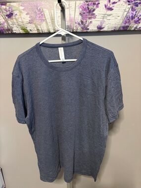 Alternative Men's Blue Short Sleeve Crewneck T‑Shirt Size L NWOT